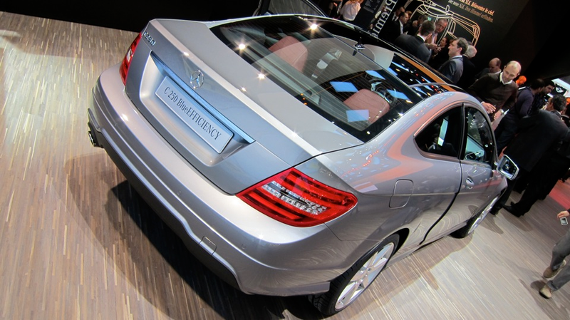 Illustration for article titled Mercedes C-Coupe dips back into two-door reality